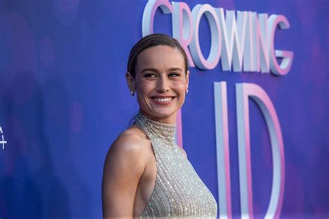 brie larson in a bikini|Brie Larson Glows in Orange Bikini Selfies From。